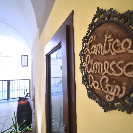 L'antica Rimessa Da Gigi 3* غالّيبولي